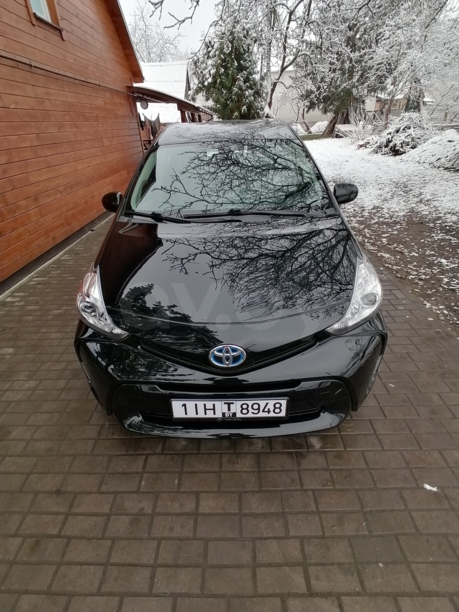 Toyota Prius V(+) ZVW40/41 · Рестайлинг, 2015 г.