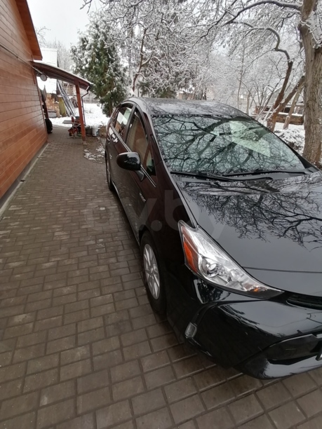 Toyota Prius V(+) ZVW40/41 · Рестайлинг, 2015 г.