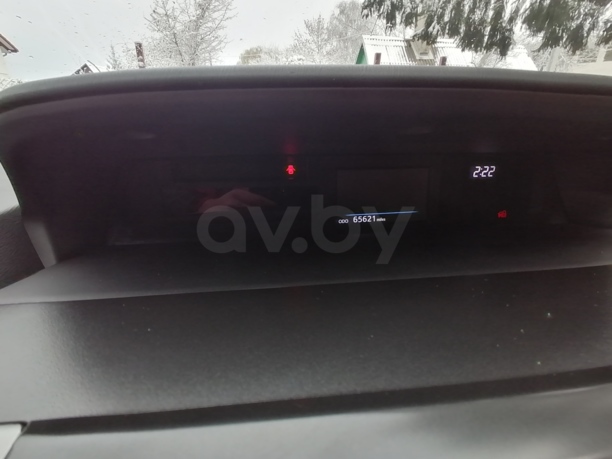 Toyota Prius V(+) ZVW40/41 · Рестайлинг, 2015 г.