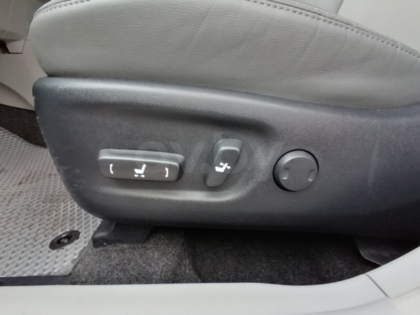 Toyota Prius V(+) ZVW40/41 · Рестайлинг, 2015 г.