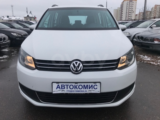 Volkswagen Touran II, 5 мест, 2014 г.