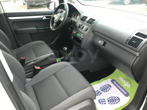 Volkswagen Touran II, 5 мест, 2014 г.