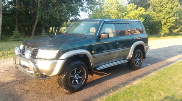 Nissan Patrol Y61, 5 мест, 2000 г.