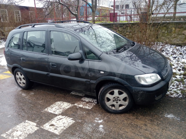 Opel Zafira A, 7 мест, 2000 г.