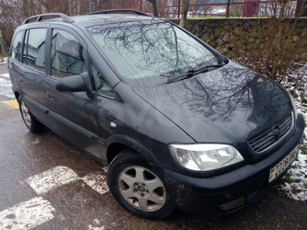 Opel Zafira A, 7 мест, 2000 г.