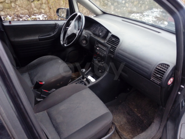 Opel Zafira A, 7 мест, 2000 г.