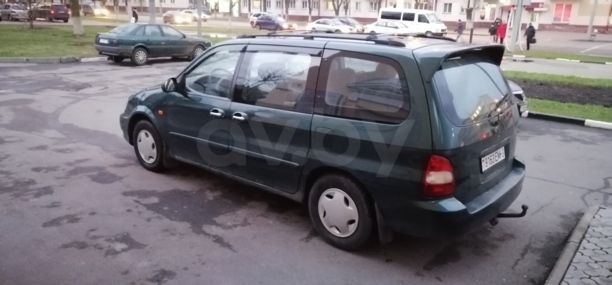 Kia Carnival I, 7 мест, 2001 г.