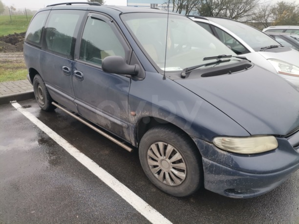 Chrysler Voyager III, 7 мест, 1998 г.