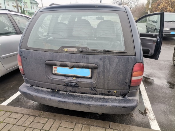 Chrysler Voyager III, 7 мест, 1998 г.