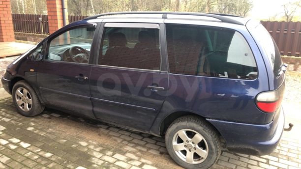Volkswagen Sharan I, 5 мест, 1999 г.