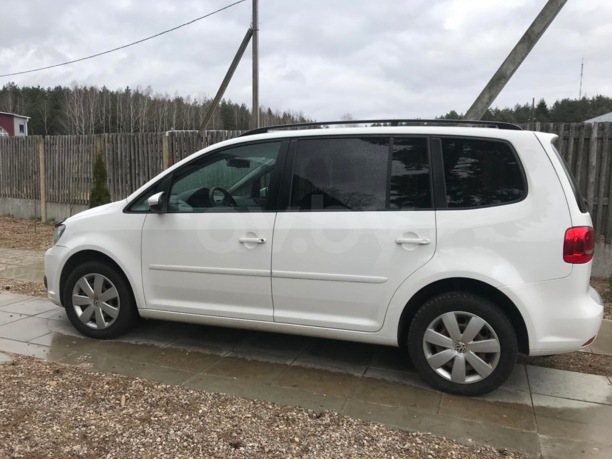 Volkswagen Touran II, 5 мест, 2012 г.
