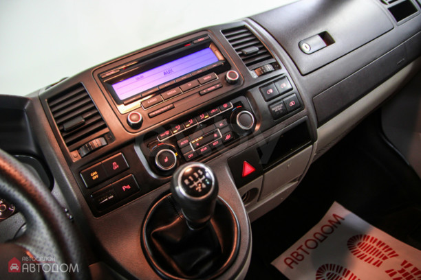 Volkswagen Caravelle T5, 2011 г.