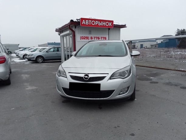 Opel Astra J, 2011 г.