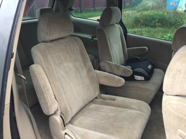 Mazda MPV II · Рестайлинг, 2004 г.