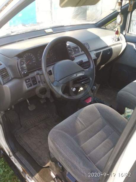 Nissan Prairie II (M11), 1991 г.