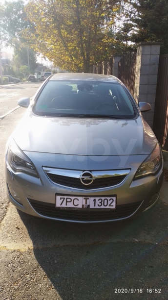 Opel Astra J, 2010 г.