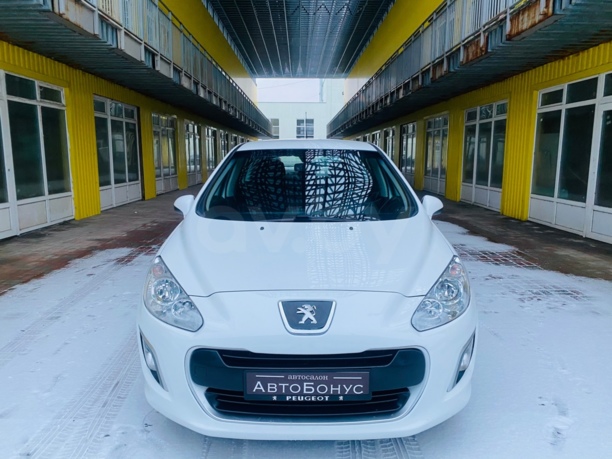 Peugeot 308 T7 · Рестайлинг, 2013 г.