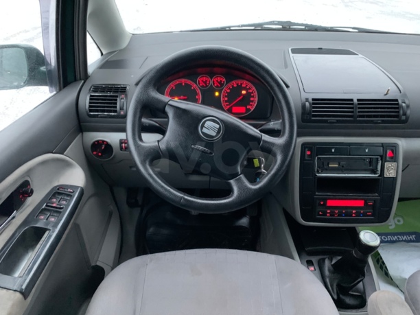 SEAT Alhambra I · Рестайлинг, 2001 г.