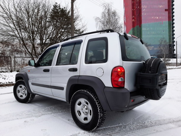 Jeep Cherokee KJ, 2003 г.