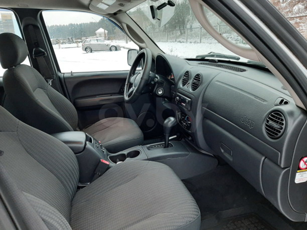 Jeep Cherokee KJ, 2003 г.