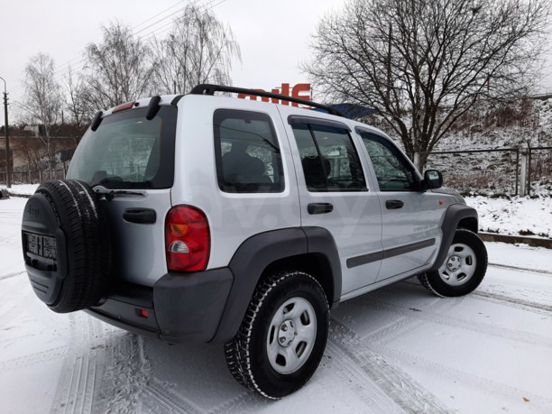Jeep Cherokee KJ, 2003 г.