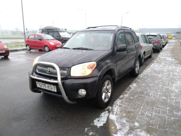 Toyota RAV4 II (XA20) · Рестайлинг, 5 мест, 2004 г.