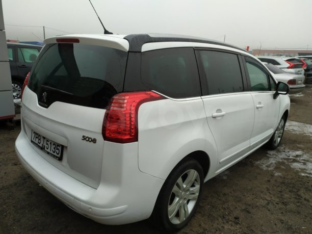 Peugeot 5008 I · Рестайлинг, 7 мест, 2015 г.