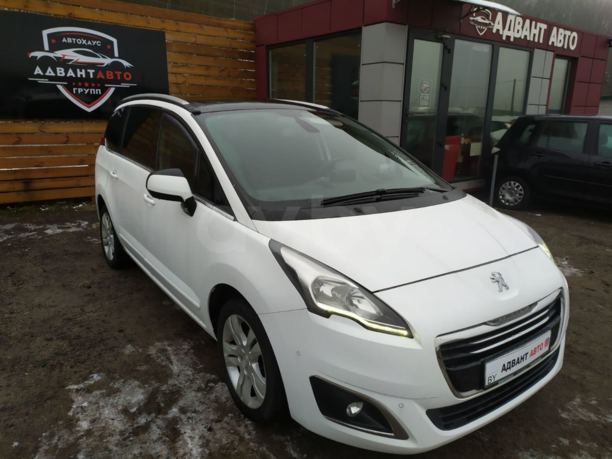Peugeot 5008 I · Рестайлинг, 7 мест, 2015 г.