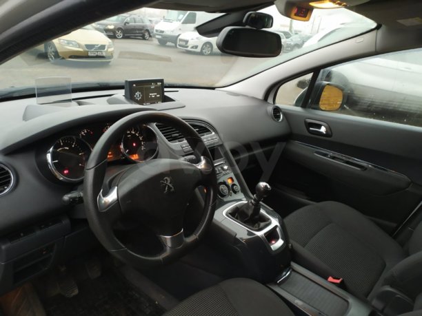 Peugeot 5008 I · Рестайлинг, 7 мест, 2015 г.