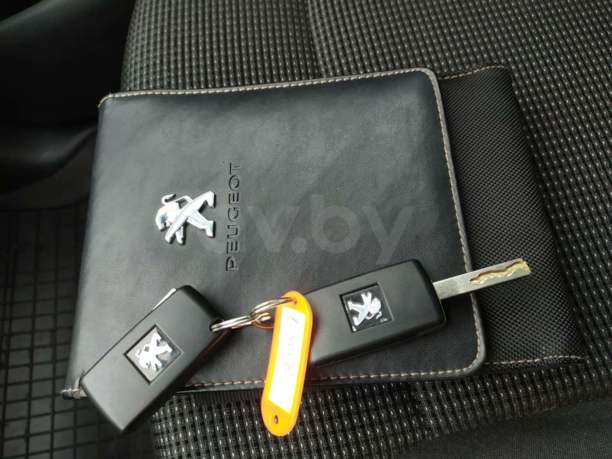 Peugeot 5008 I · Рестайлинг, 7 мест, 2015 г.