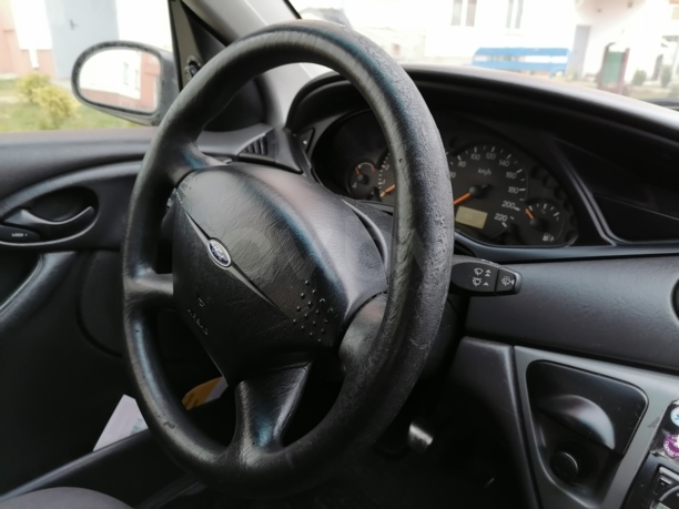 Ford Focus I · Рестайлинг, 2002 г.