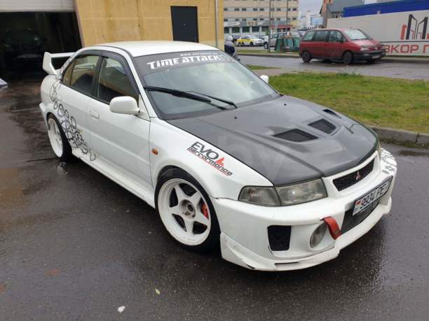 Mitsubishi Lancer Evolution V, 1999 г.