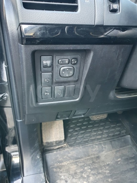 Toyota Land Cruiser Prado J150 · Рестайлинг, 5 мест, 2015 г.