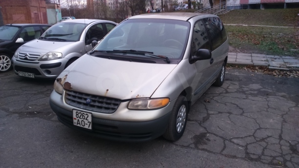 Chrysler Voyager III, 7 мест, 1999 г.
