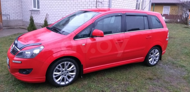 Opel Zafira B · Рестайлинг, 2009 г.