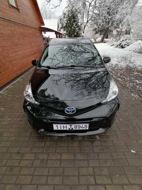 Toyota Prius V(+) ZVW40/41 · Рестайлинг, 2015 г.