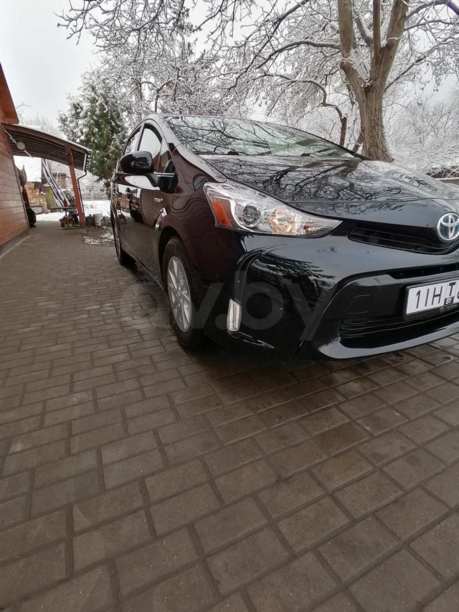 Toyota Prius V(+) ZVW40/41 · Рестайлинг, 2015 г.