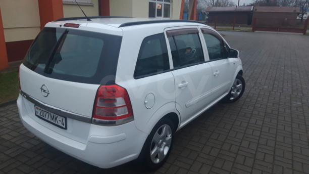 Opel Zafira B · Рестайлинг, 2010 г.