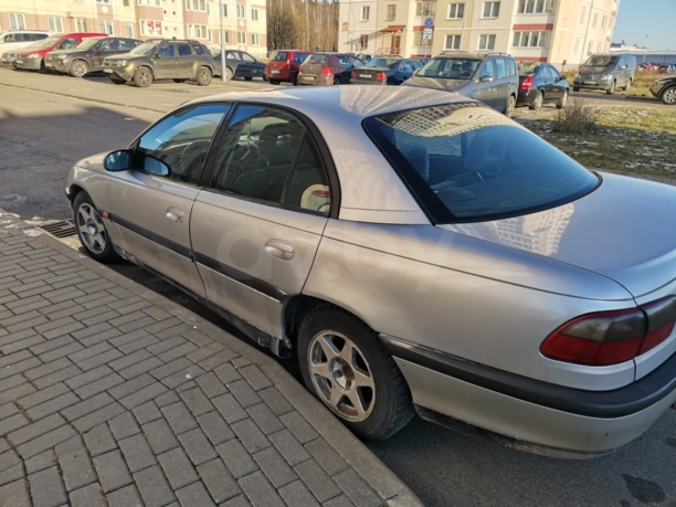 Opel Omega B, 1996 г.