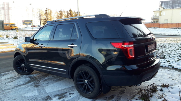 Ford Explorer V, 7 мест, 2011 г.