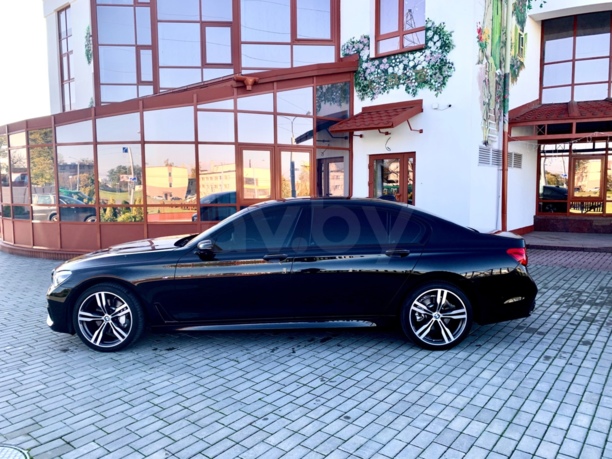 BMW 7 серия G11, 2015 г.