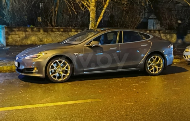 Tesla Model S I · Рестайлинг, 2016 г.