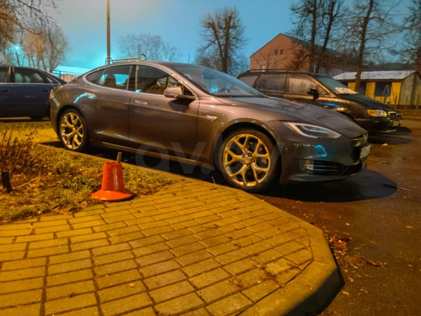 Tesla Model S I · Рестайлинг, 2016 г.