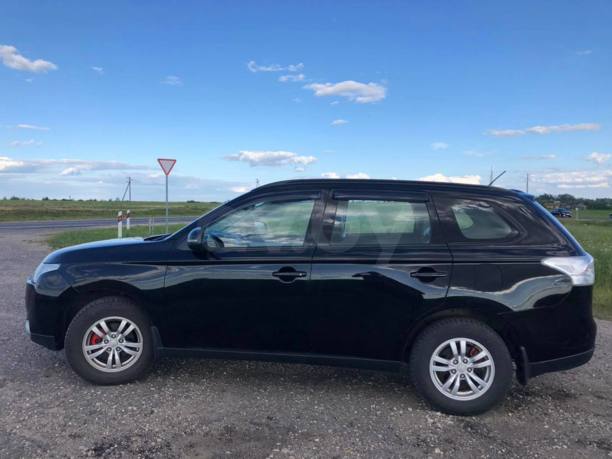 Mitsubishi Outlander III, 5 мест, 2013 г.