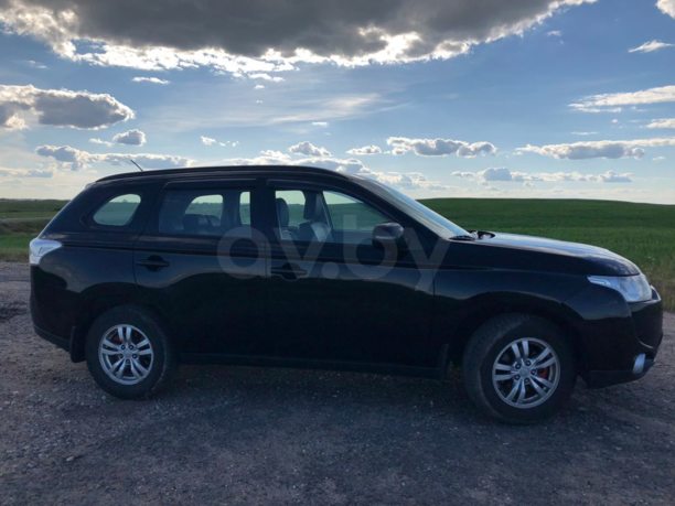 Mitsubishi Outlander III, 5 мест, 2013 г.
