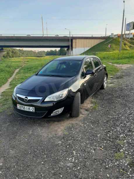 Opel Astra J, 2010 г.