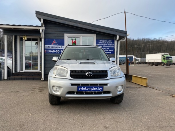 Toyota RAV4 II (XA20) · Рестайлинг, 5 мест, 2004 г.