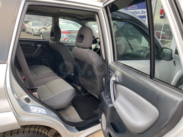 Toyota RAV4 II (XA20) · Рестайлинг, 5 мест, 2004 г.