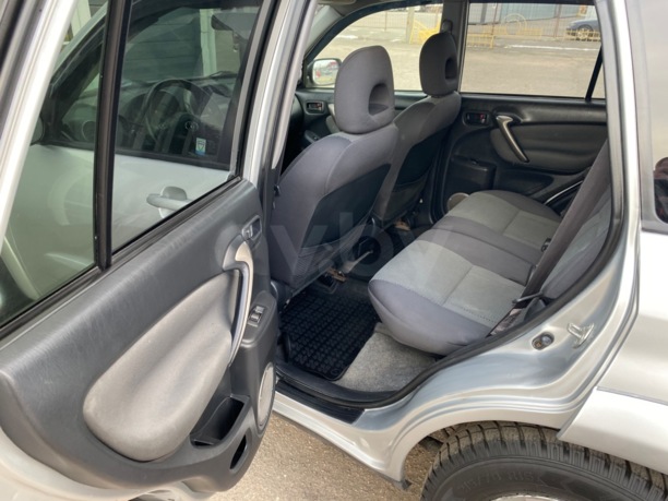 Toyota RAV4 II (XA20) · Рестайлинг, 5 мест, 2004 г.