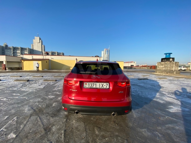 Jaguar F-Pace, 2016 г.